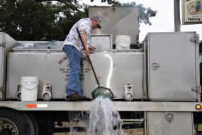 22222010_10215234995854842_3015924232493354222_n